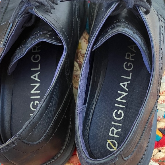 Cole Haan Classic Black Leather Men's Dress Shoes - Picture 5 of 8